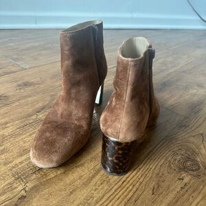 Brown suede bootie, tortoise shell heel